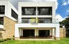 5 Bed Villa with En Suite in Kyuna - 15