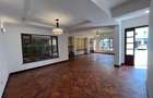 5 Bed Townhouse with En Suite in Lavington - 3