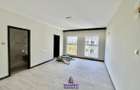 3 Bed Apartment with En Suite at Riverside Dr - 15