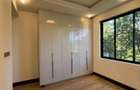 5 Bed Townhouse with En Suite in Kitisuru - 9