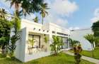 2 Bed Villa with En Suite at Watamu - 1
