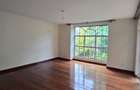 5 Bed Townhouse with En Suite at Brookside Drive - 13