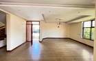 6 Bed Townhouse with En Suite in Lavington - 11