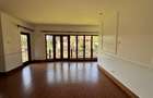 5 Bed Villa with En Suite in Gigiri - 11