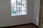 4 Bed House with En Suite at Mountain View - 4