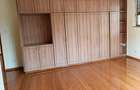 5 Bed Townhouse with En Suite at Lavington - 8