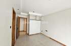 3 Bed Apartment with En Suite at Westland - 4