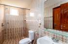 3 Bed Apartment with En Suite in Kilimani - 6