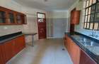 4 Bed Townhouse with En Suite at Off Convent Drive - 5