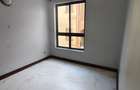 2 Bed Apartment with Gym in Garden Estate - 18