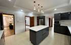 4 Bed Villa with En Suite in Runda - 4
