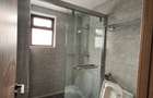 3 Bed Apartment with En Suite in Riverside - 12