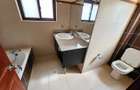 4 Bed Townhouse with En Suite in Lavington - 15
