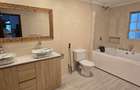 5 Bed House with En Suite at Rosslyn Park - 14
