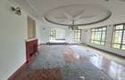 4 Bed House with En Suite in Runda - 14