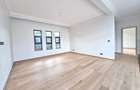 5 Bed Townhouse with En Suite at Lavington Green - 18