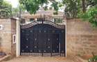 6 Bed House with En Suite at Lavington Road - 1