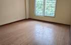 4 Bed Apartment with En Suite at Parklands - 14