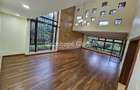 5 Bed Villa with En Suite in Runda - 3