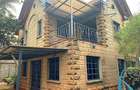 5 Bed Townhouse with En Suite at Othaya Road - 1