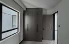1 Bed Apartment with En Suite at Valley Arcade - 5