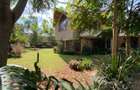 5 Bed House with En Suite in Runda - 3