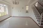 4 Bed House with En Suite at Komrade - 3