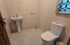 4 Bed House with En Suite in Lavington - 20