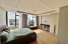 Serviced 2 Bed Apartment with En Suite at Brookside Drive - 11