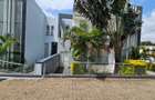 4 Bed Townhouse with En Suite in Spring Valley - 4