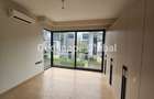 5 Bed House with En Suite in Lavington - 2