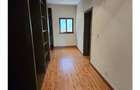 4 Bed Apartment with En Suite in Riverside - 7