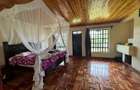 4 Bed House with En Suite in Runda - 14