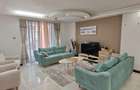 4 Bed Apartment with Swimming Pool in Riverside - 2