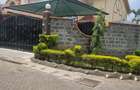 4 Bed Townhouse with En Suite in Langata - 2