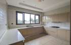 3 Bed Apartment with Gym in Riverside - 8