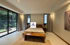 4 Bed Apartment with En Suite in Spring Valley - 14