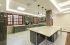 5 Bed House with En Suite in Ridgeways - 14