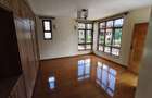 5 Bed Townhouse with En Suite at Lavington Green - 19