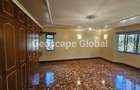 5 Bed House with En Suite in Spring Valley - 7