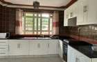 Serviced 2 Bed Apartment with En Suite in Runda - 10