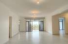 4 Bed Apartment with En Suite at Parklands - 17