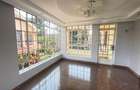 5 Bed Townhouse with En Suite in Lavington - 12