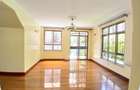 5 Bed Townhouse with En Suite at Lavington Green - 8