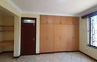 3 Bed Apartment with En Suite in Parklands - 17