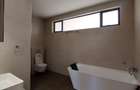 4 Bed Townhouse with En Suite in Lavington - 9