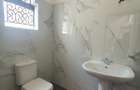 6 Bed House with En Suite in Nyari - 10