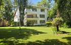 5 Bed House with En Suite at Whispers Avenue - 3