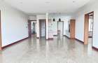 3 Bed Apartment with En Suite in Parklands - 10