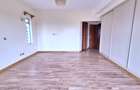 3 Bed Apartment with En Suite at Vihiga Road - 19